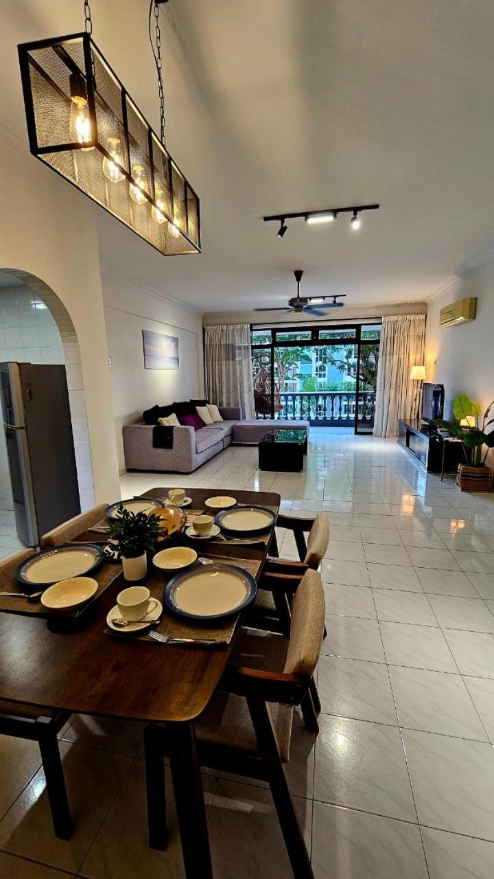 Apartment Noble Center Macalister 3 Bedroom 2 Carpark George Town