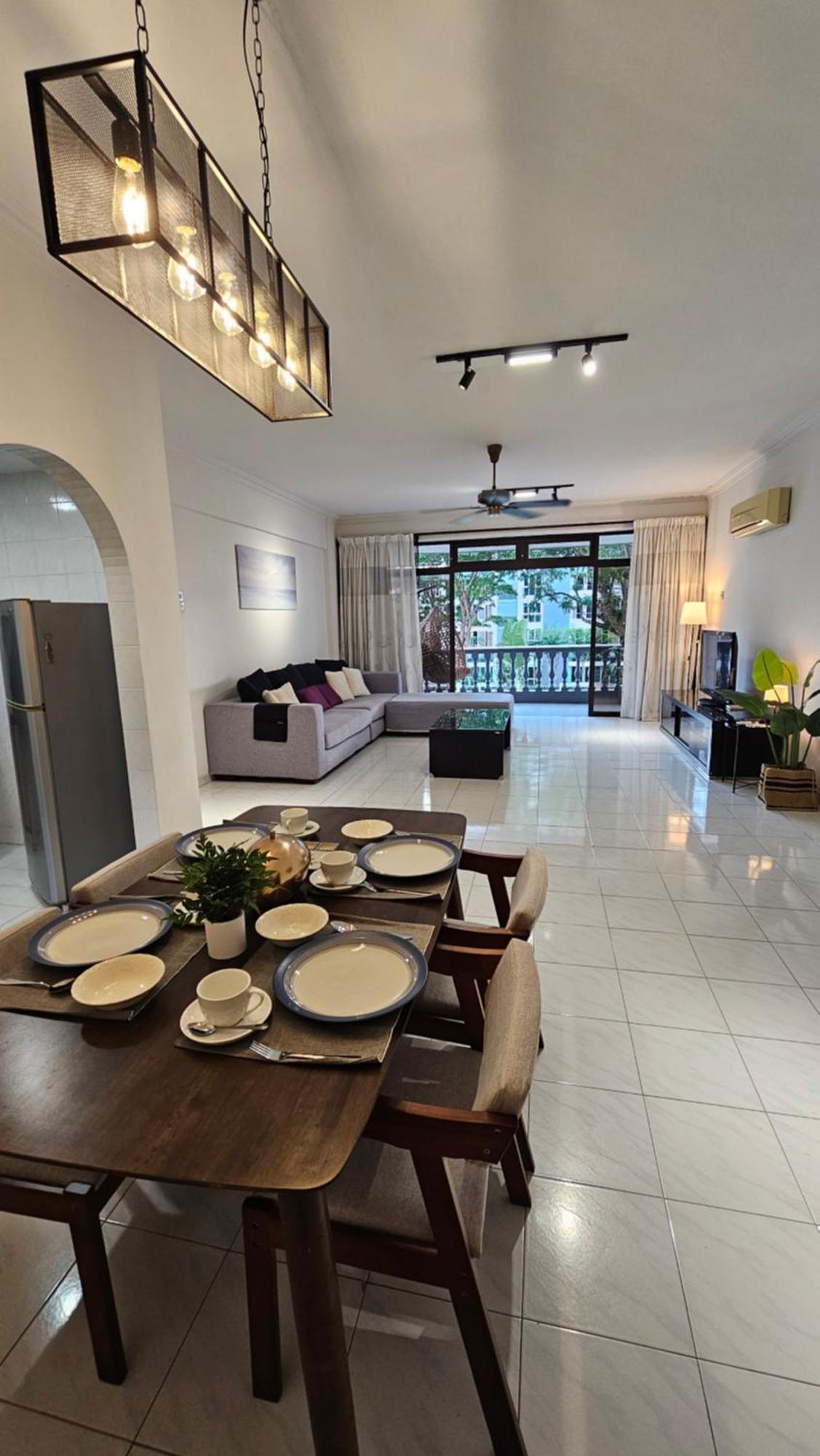 Apartment Noble Center Macalister 3 Bedroom 2 Carpark